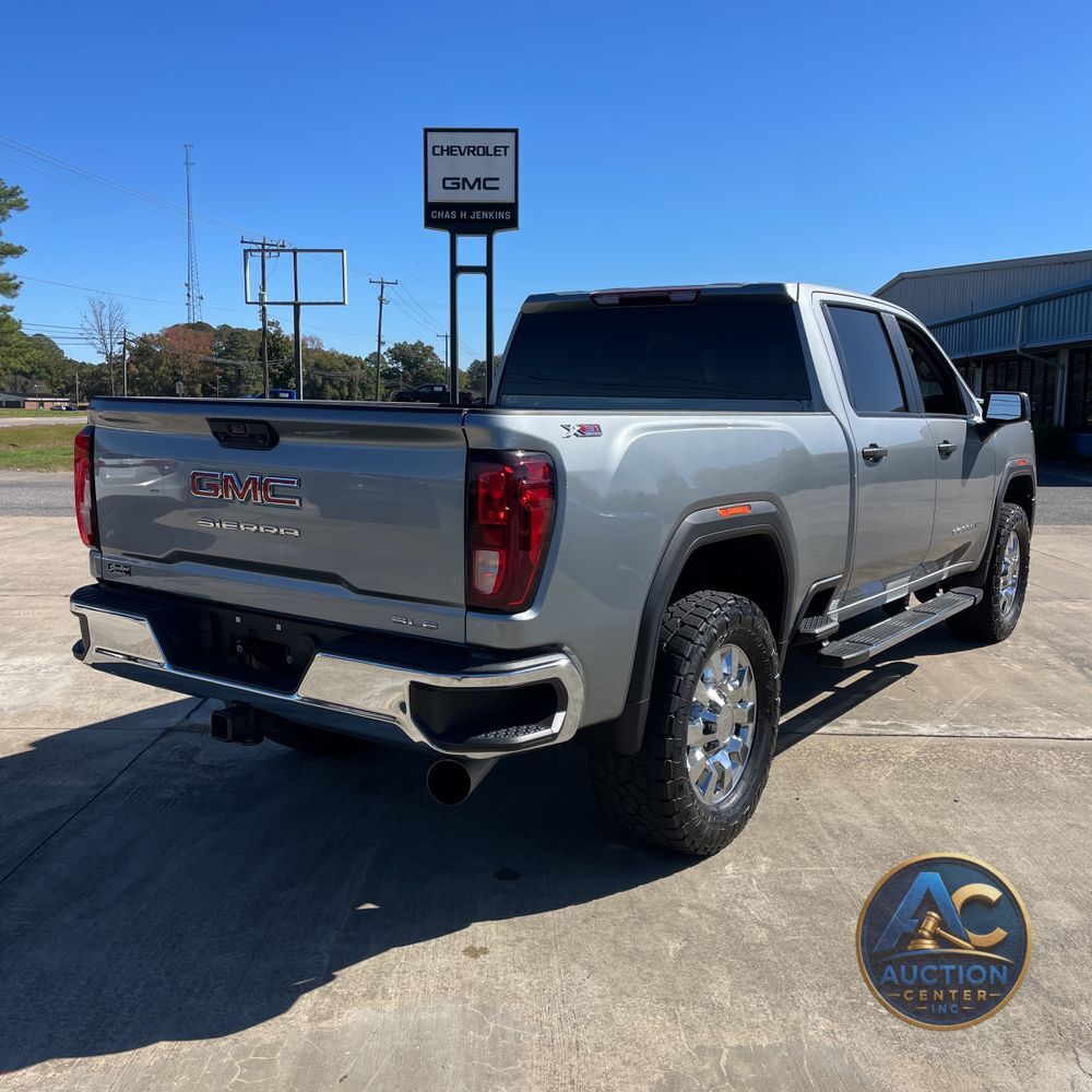 2024 GMC Sierra 2500HD Pro