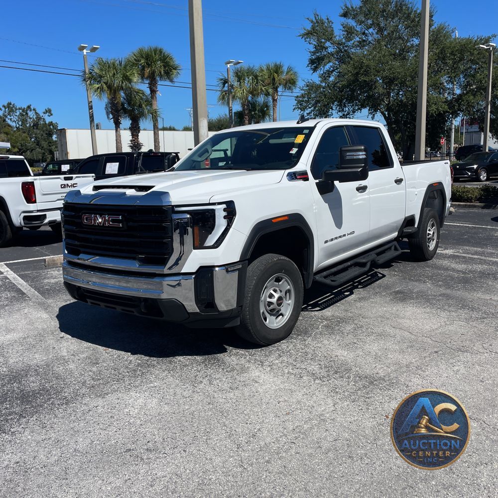 2024 GMC Sierra 2500HD Pro