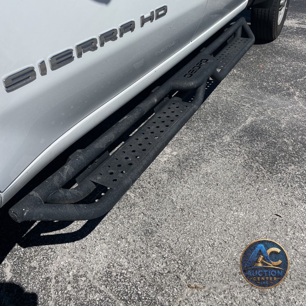 2024 GMC Sierra 2500HD Pro