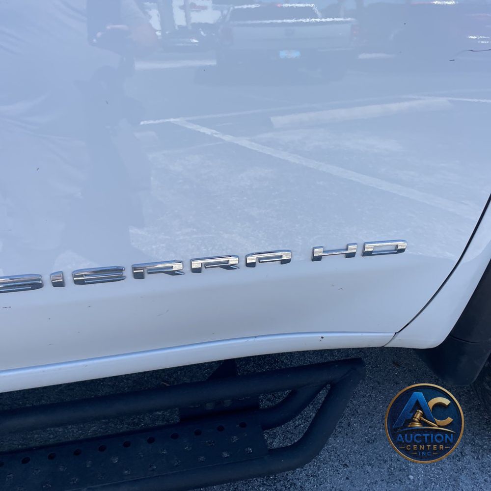 2024 GMC Sierra 2500HD Pro