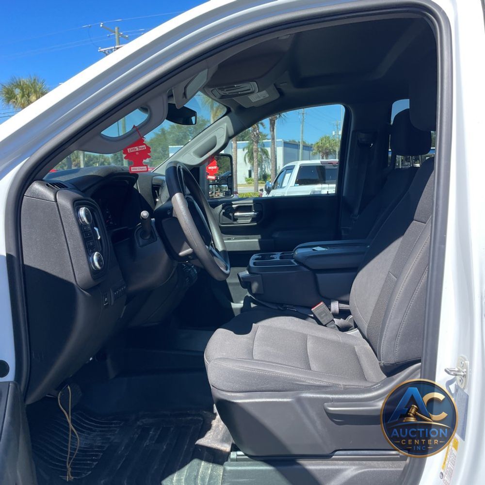 2024 GMC Sierra 2500HD Pro