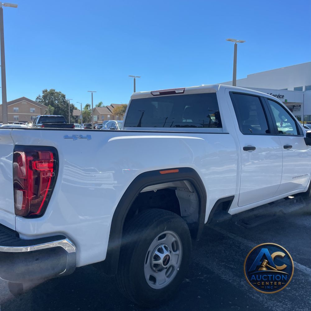 2024 GMC Sierra 2500HD Pro