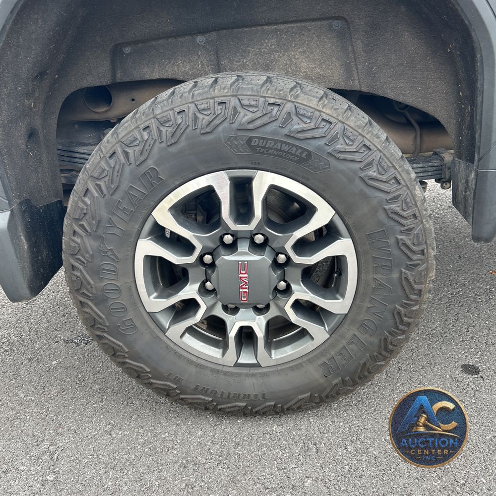 2023 GMC Sierra 2500HD SLT