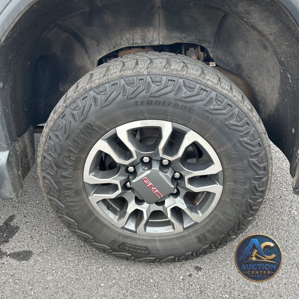 2023 GMC Sierra 2500HD SLT