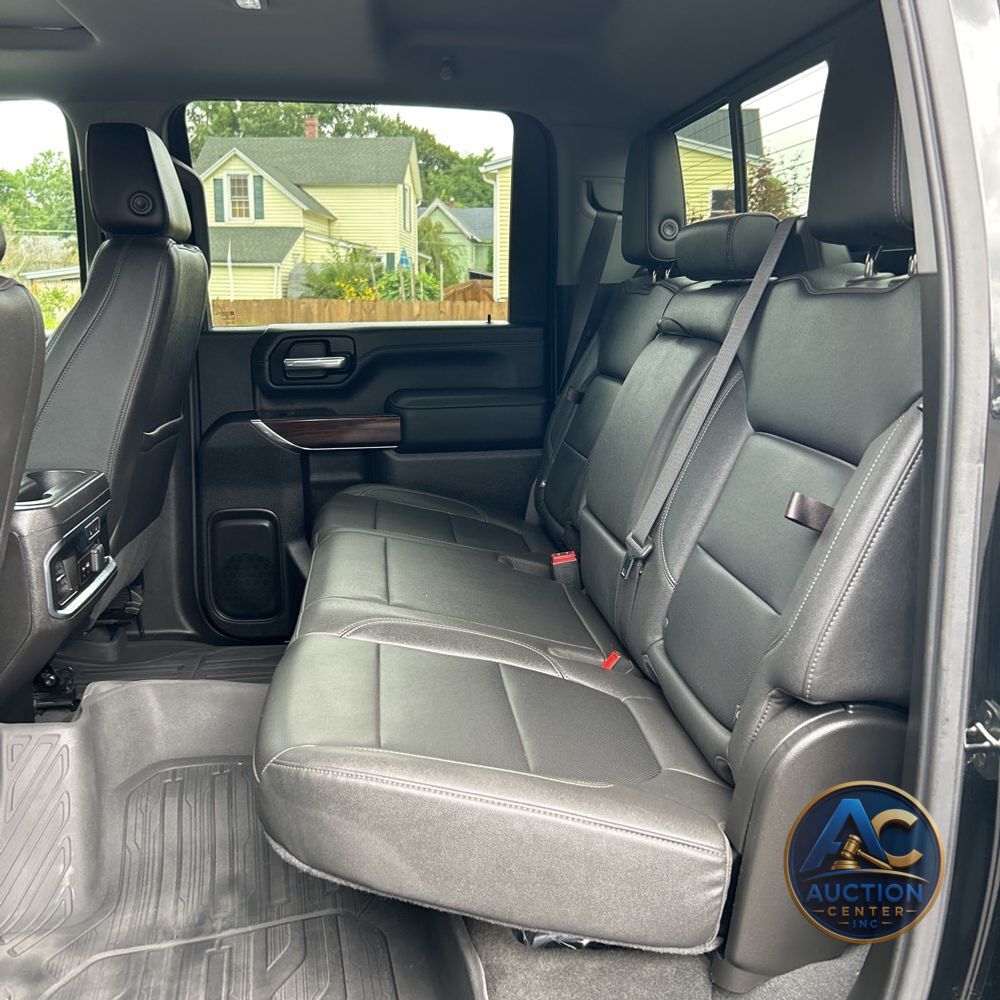 2023 GMC Sierra 2500HD SLT