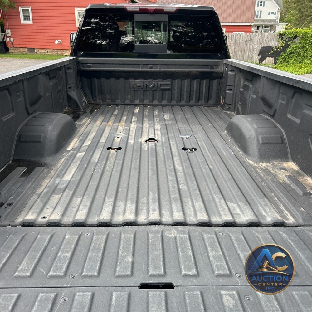 2023 GMC Sierra 2500HD SLT