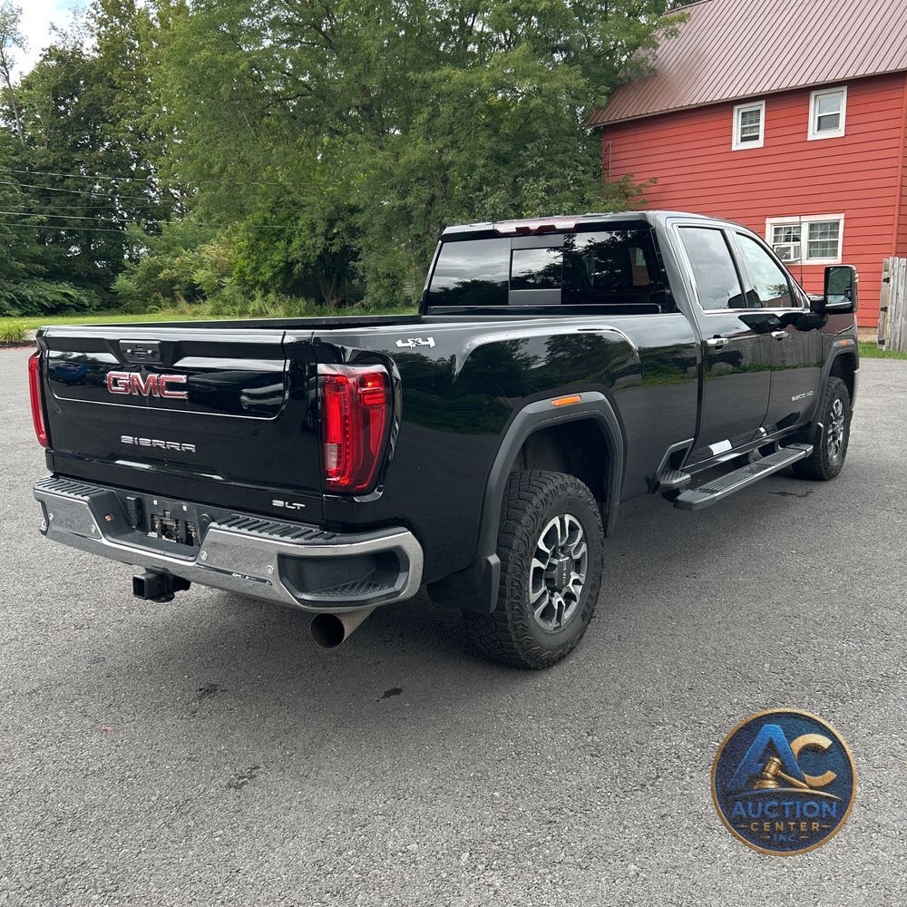 2023 GMC Sierra 2500HD SLT