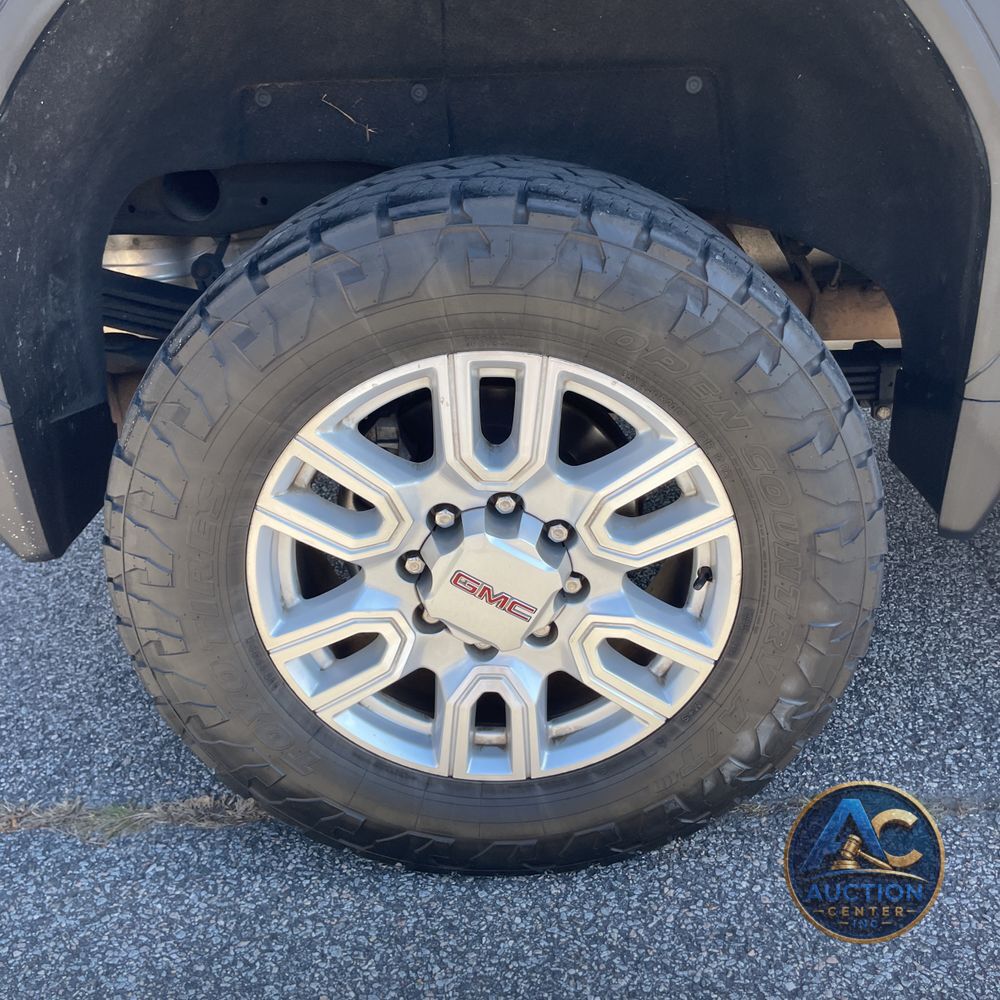 2022 GMC Sierra 2500HD SLT