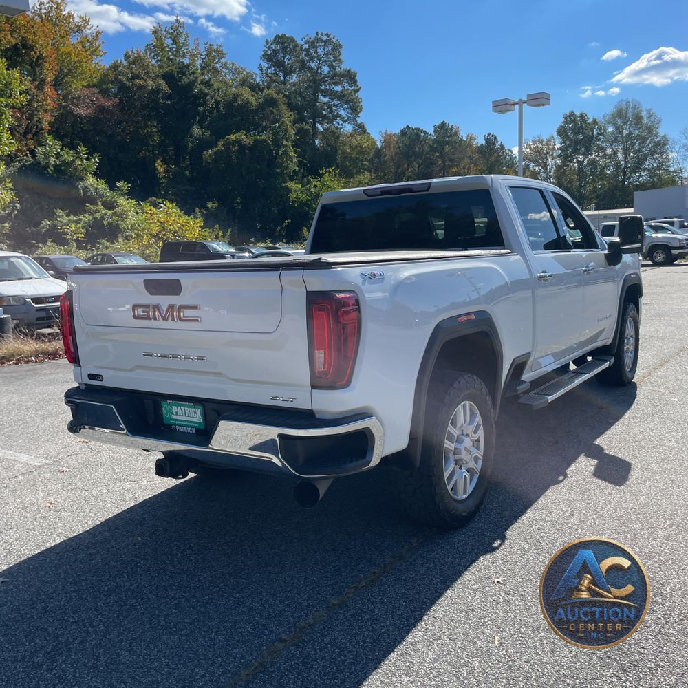2022 GMC Sierra 2500HD SLT