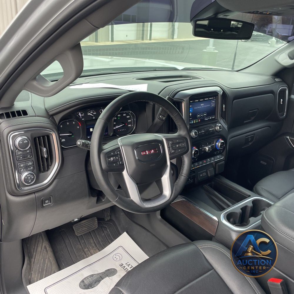 2023 GMC Sierra 2500HD SLT