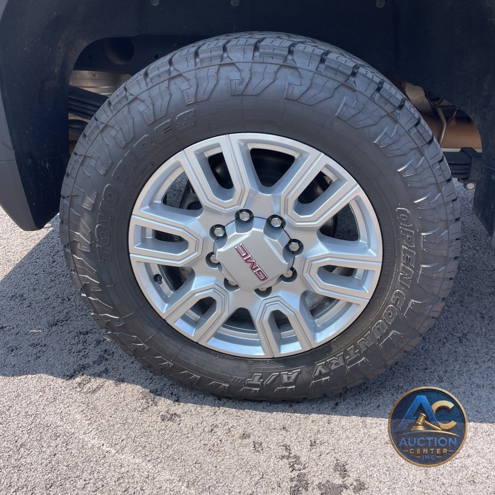 2024 GMC Sierra 2500HD SLT