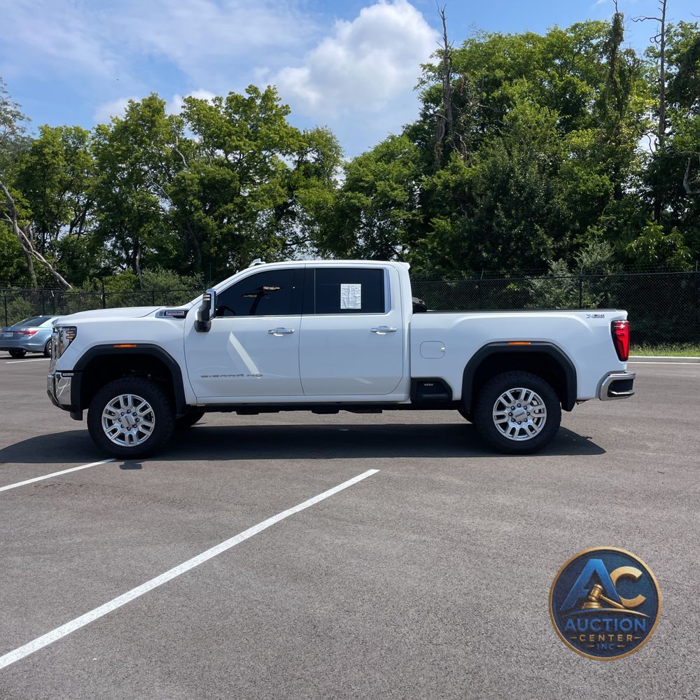 2024 GMC Sierra 2500HD SLT
