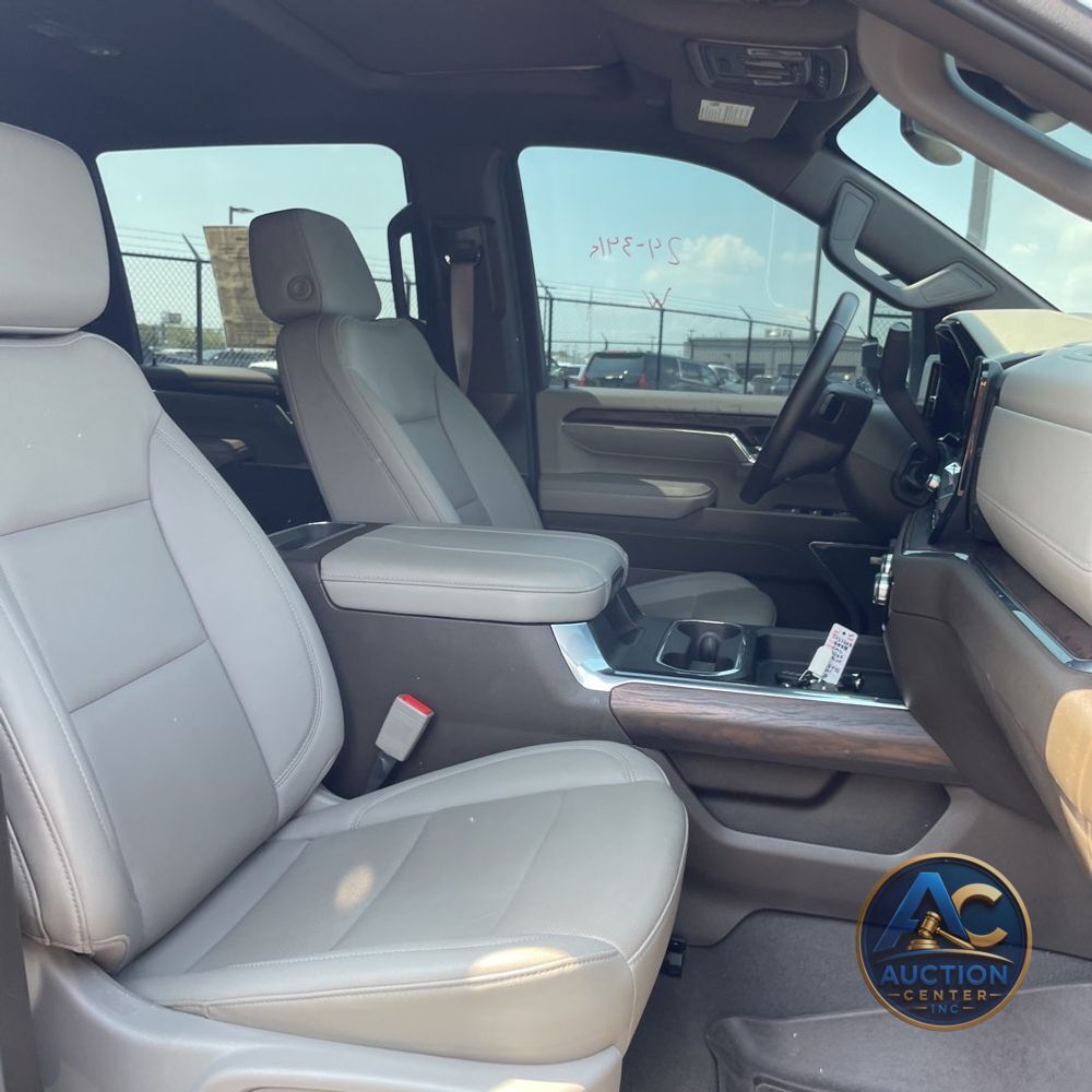 2024 GMC Sierra 2500HD SLT