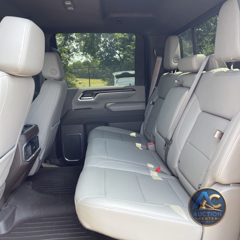 2024 GMC Sierra 2500HD SLT