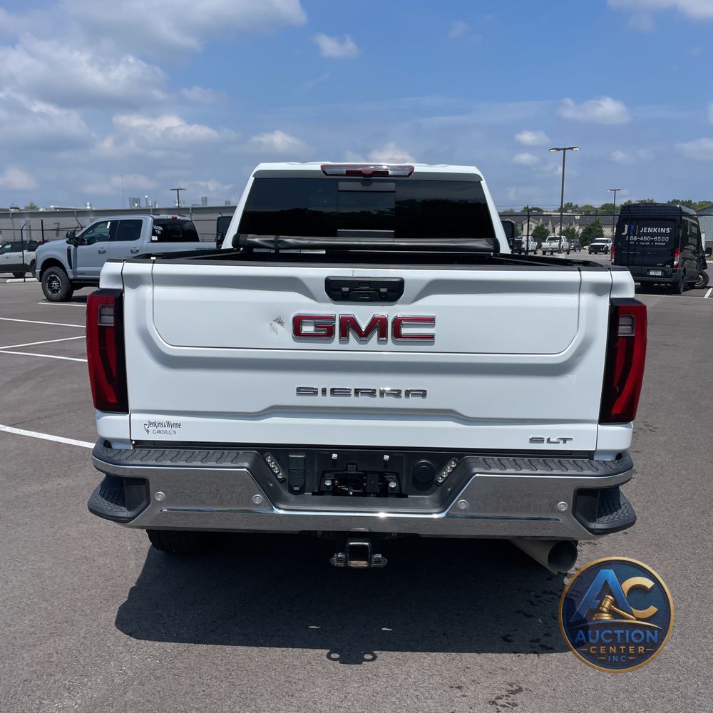 2024 GMC Sierra 2500HD SLT