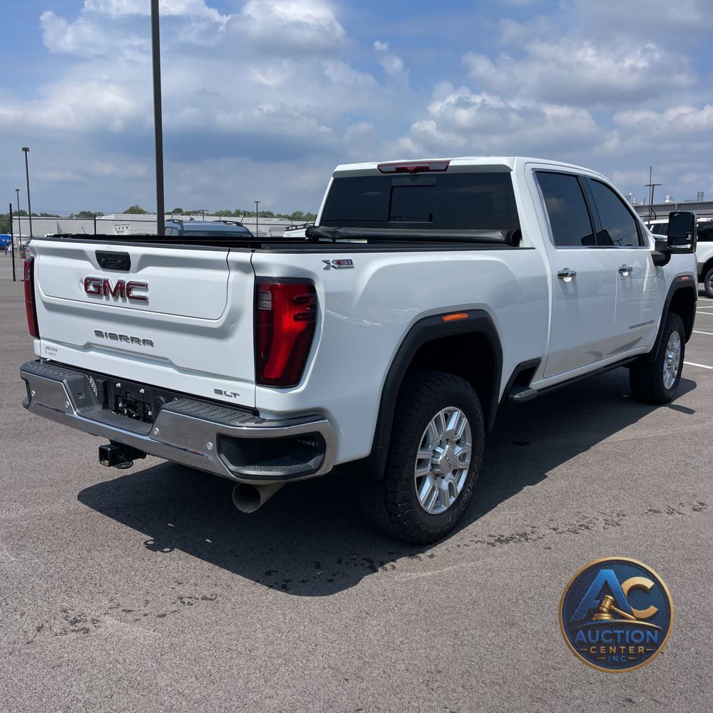 2024 GMC Sierra 2500HD SLT