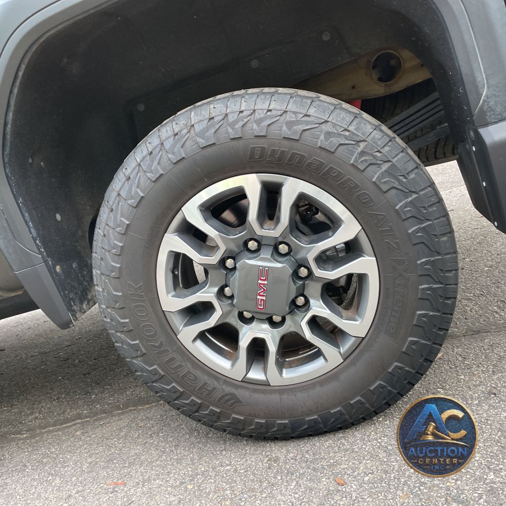 2023 GMC Sierra 2500HD SLT