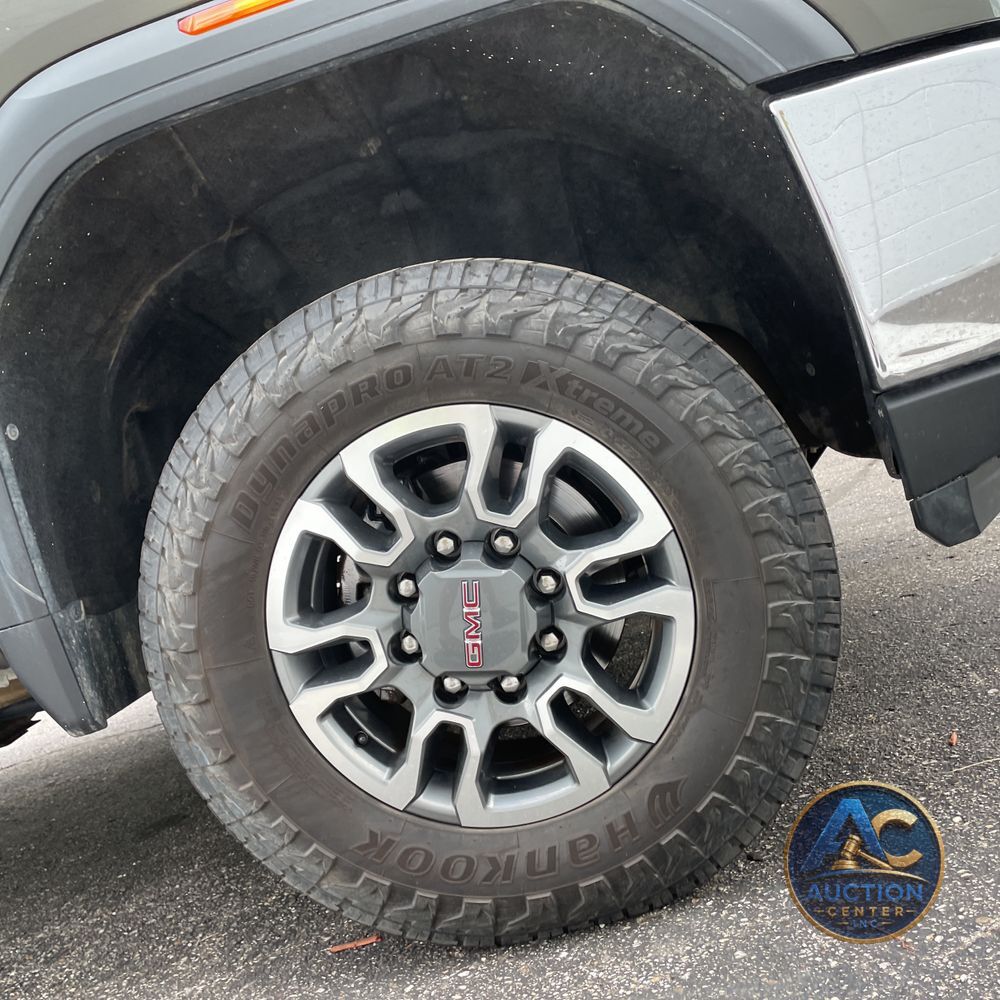 2023 GMC Sierra 2500HD SLT