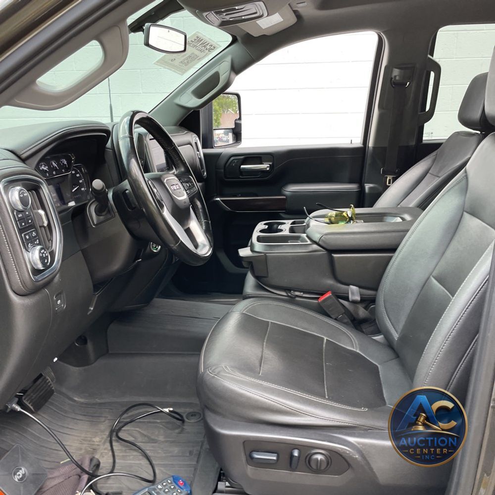 2023 GMC Sierra 2500HD SLT
