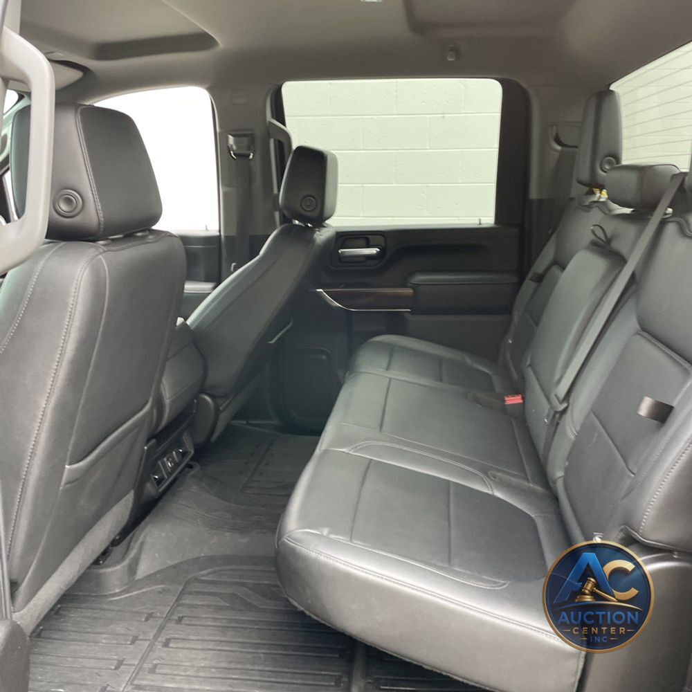 2023 GMC Sierra 2500HD SLT