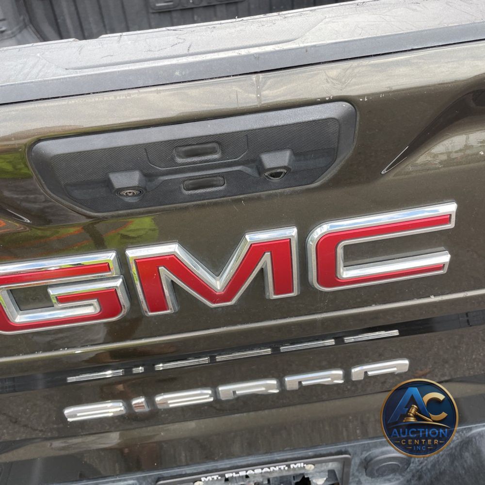 2023 GMC Sierra 2500HD SLT