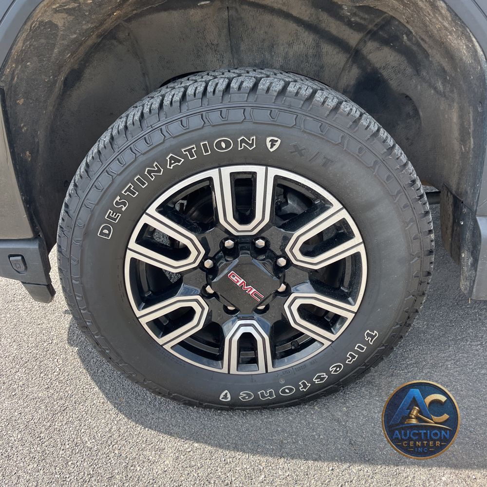 2023 GMC Sierra 2500HD AT4
