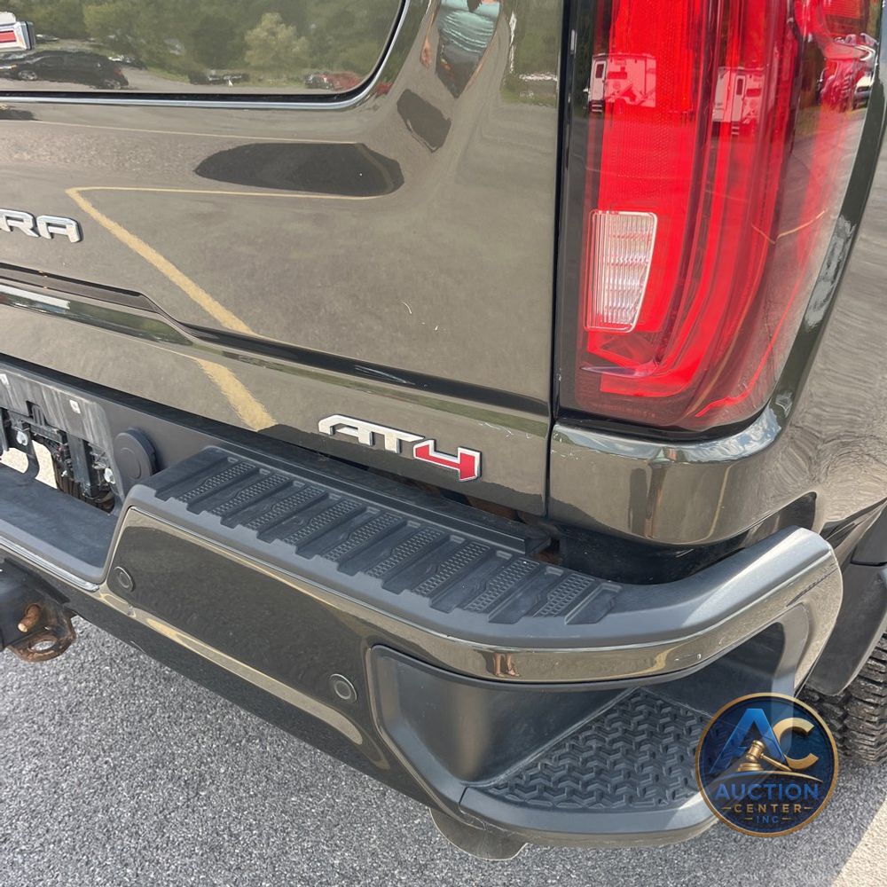 2023 GMC Sierra 2500HD AT4