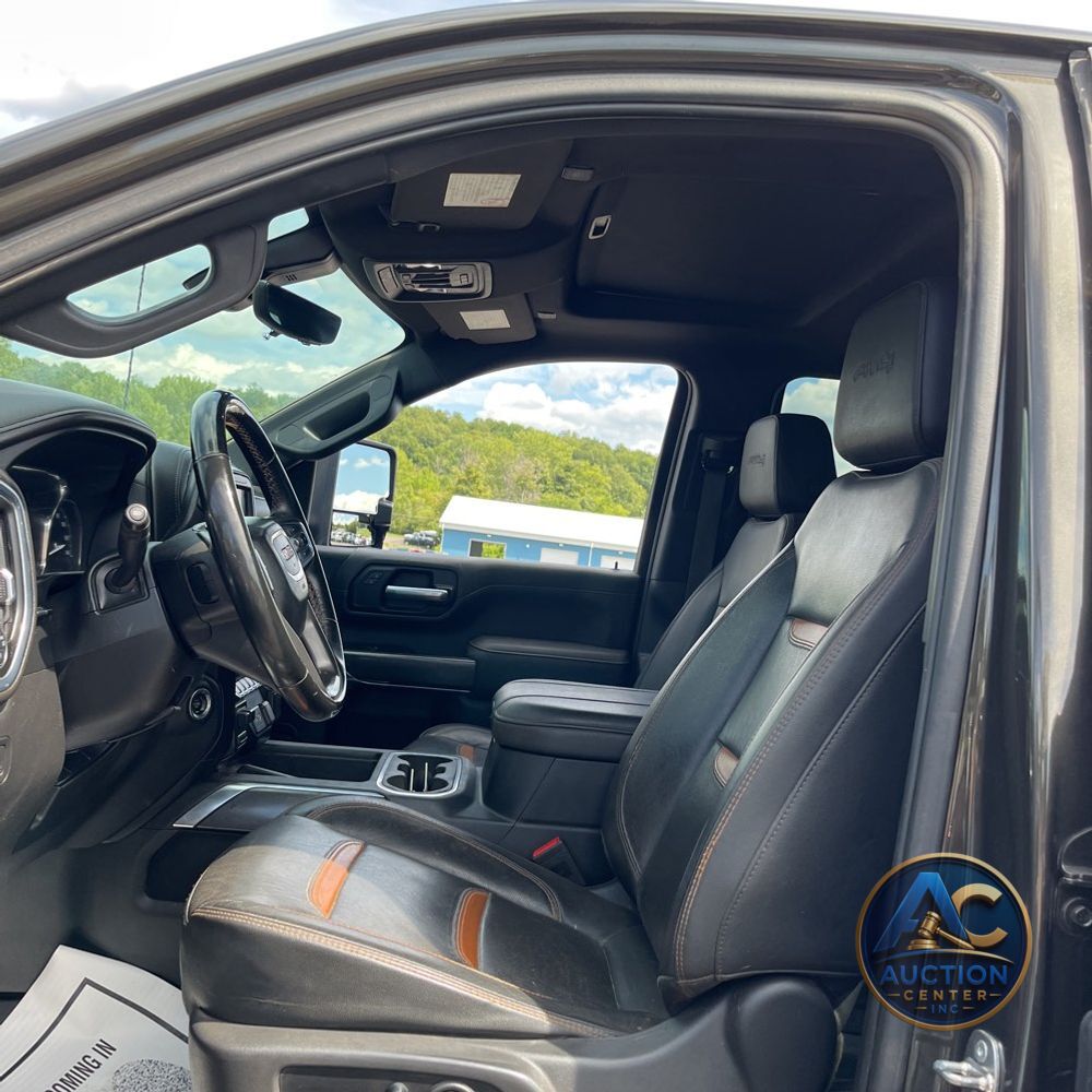 2023 GMC Sierra 2500HD AT4