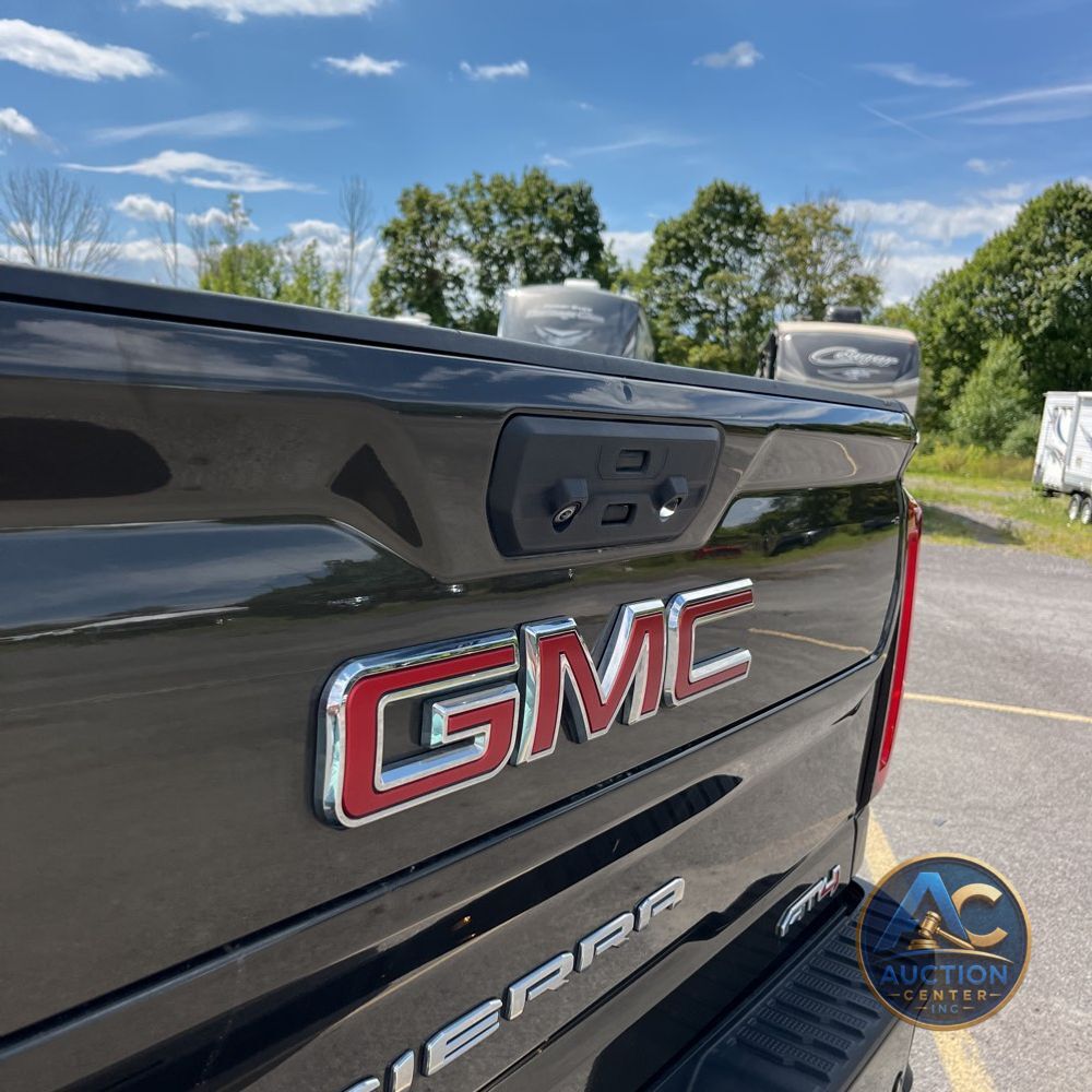2023 GMC Sierra 2500HD AT4