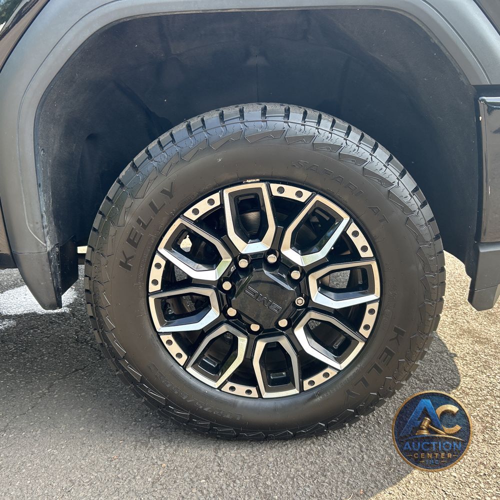 2023 GMC Sierra 2500HD AT4