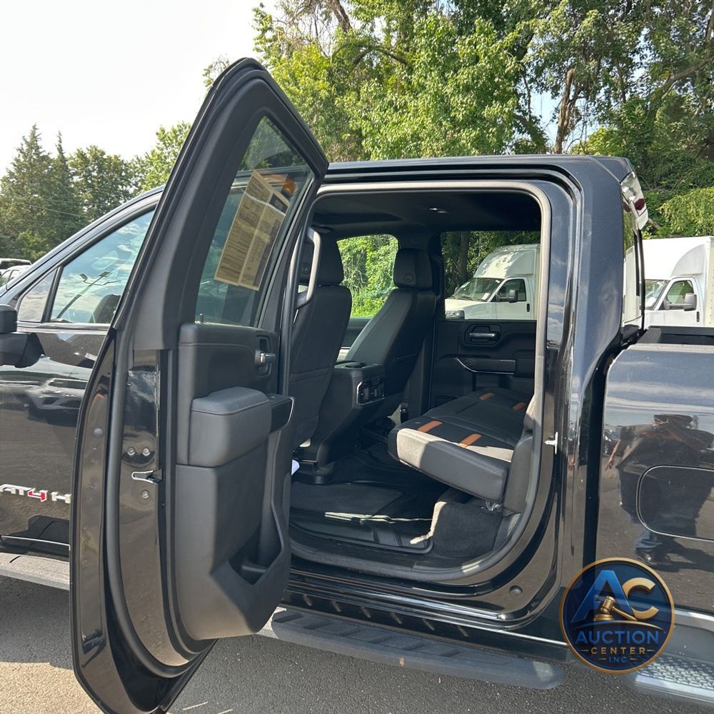 2023 GMC Sierra 2500HD AT4