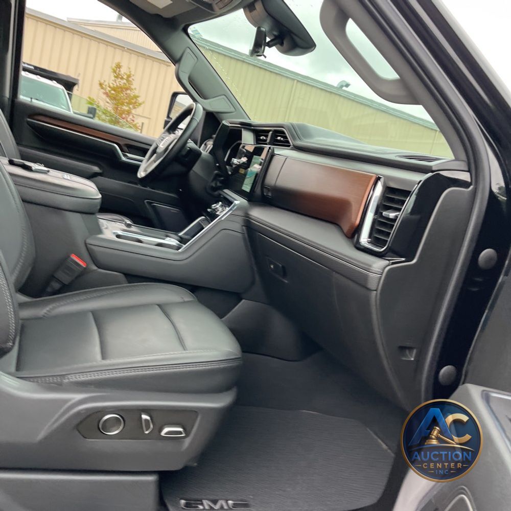 2024 GMC Sierra 2500HD Denali