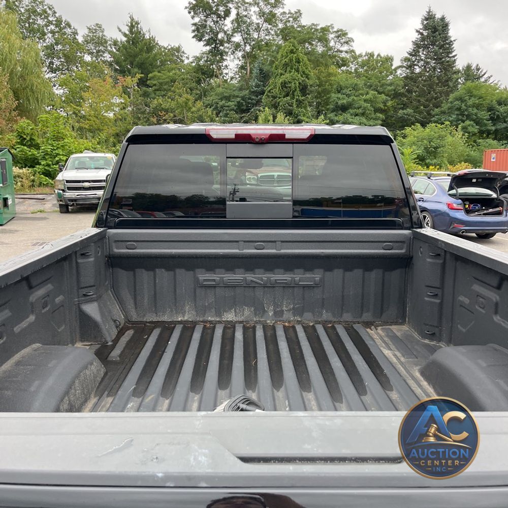 2024 GMC Sierra 2500HD Denali