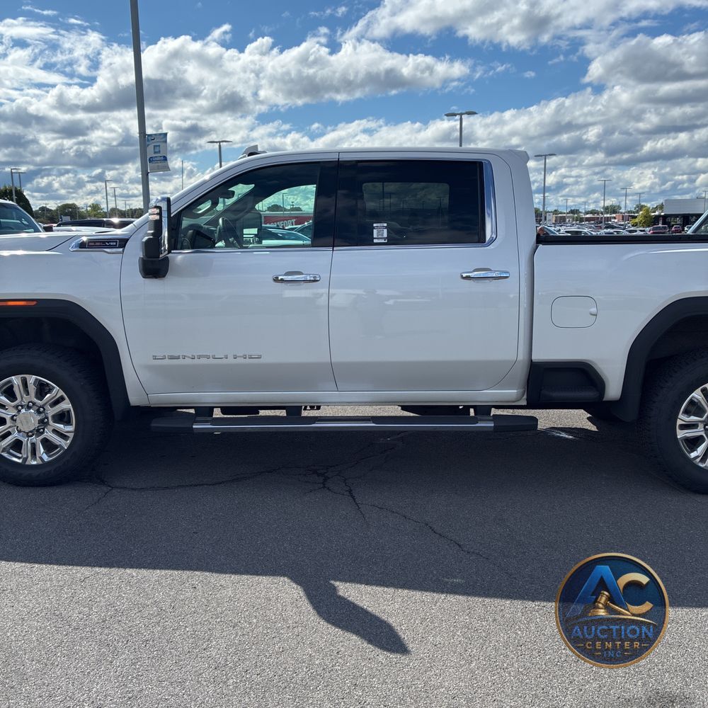 2023 GMC Sierra 2500HD Denali