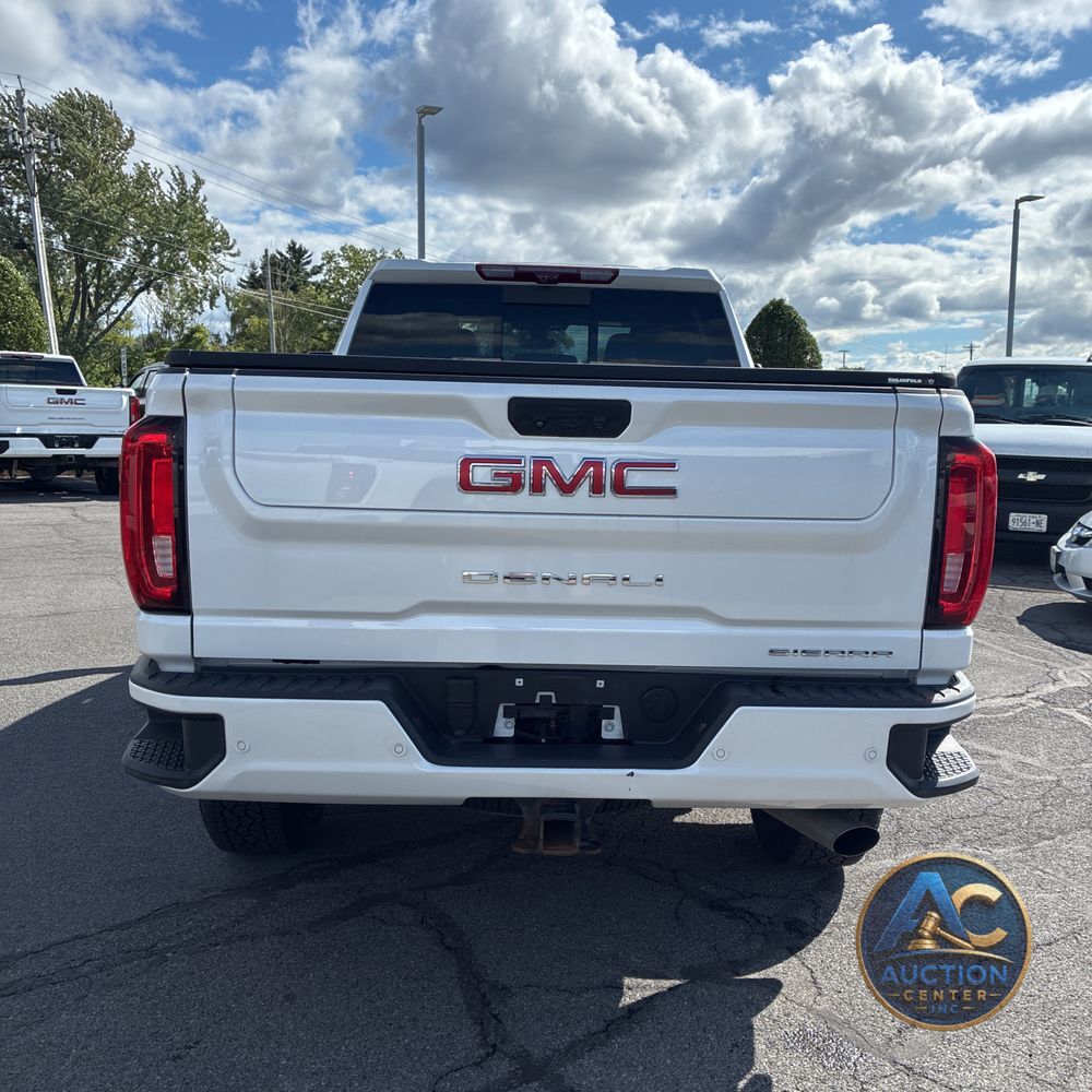 2023 GMC Sierra 2500HD Denali