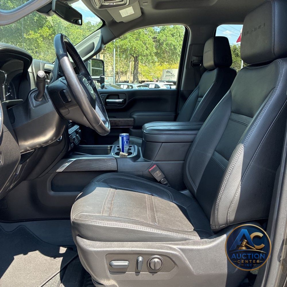 2023 GMC Sierra 2500HD Denali