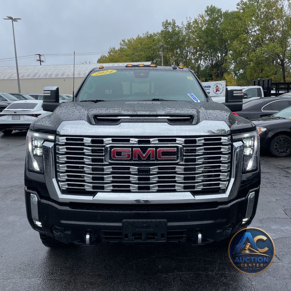 2024 GMC Sierra 2500HD Denali