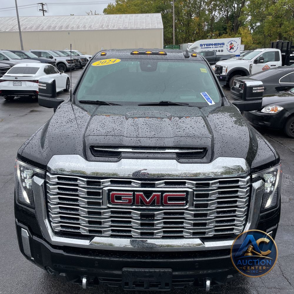 2024 GMC Sierra 2500HD Denali