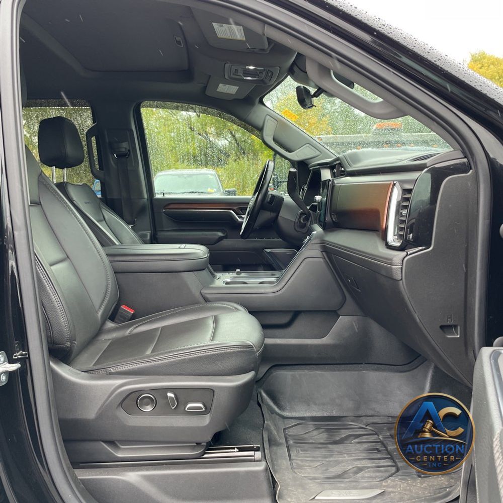 2024 GMC Sierra 2500HD Denali