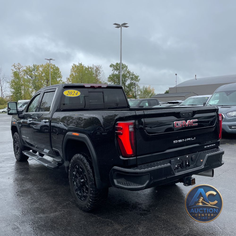 2024 GMC Sierra 2500HD Denali