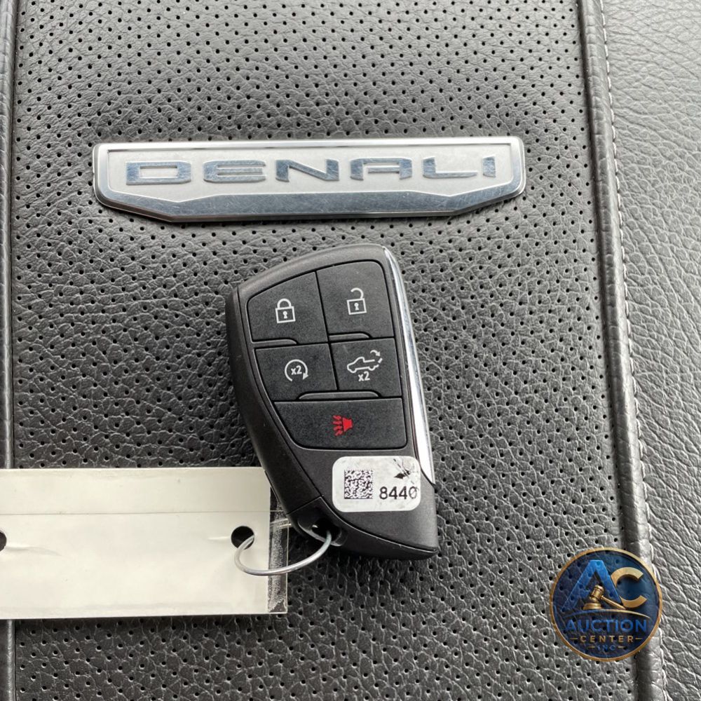 2024 GMC Sierra 2500HD Denali
