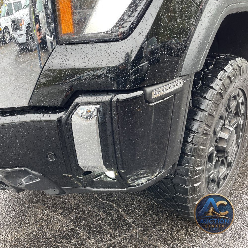 2024 GMC Sierra 2500HD Denali