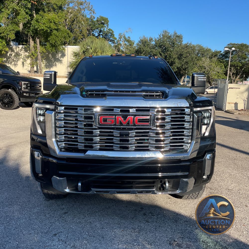 2024 GMC Sierra 2500 Denali