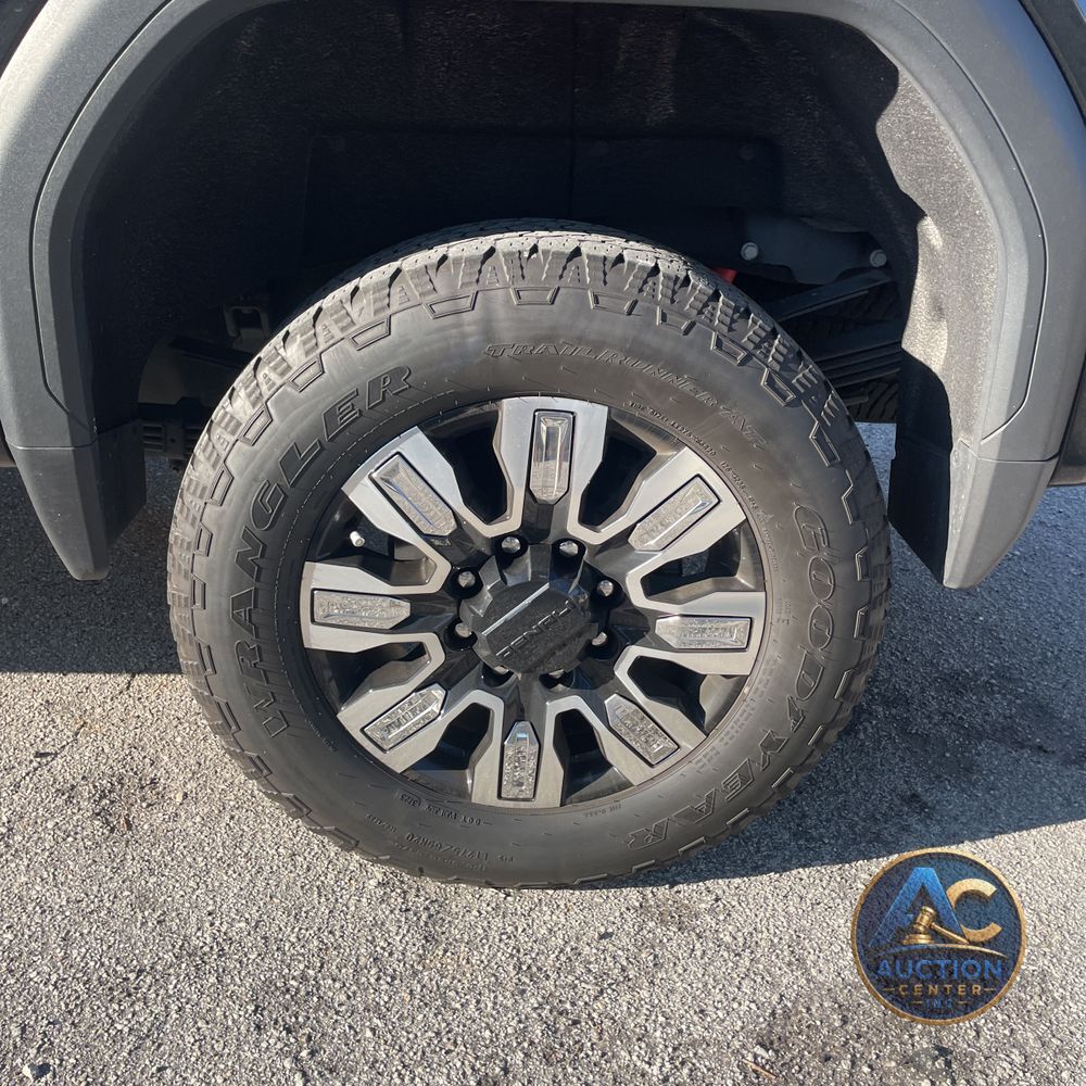 2024 GMC Sierra 2500 Denali
