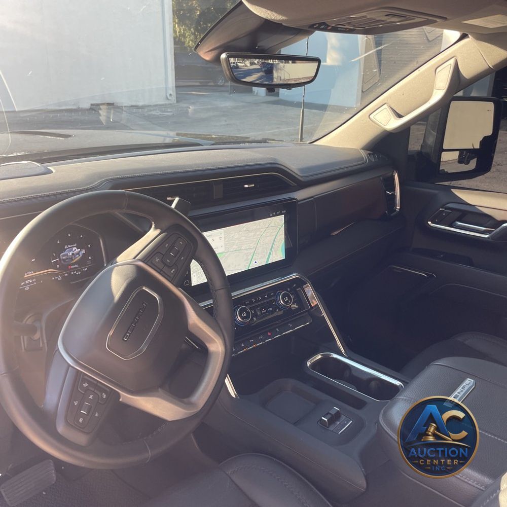 2024 GMC Sierra 2500 Denali