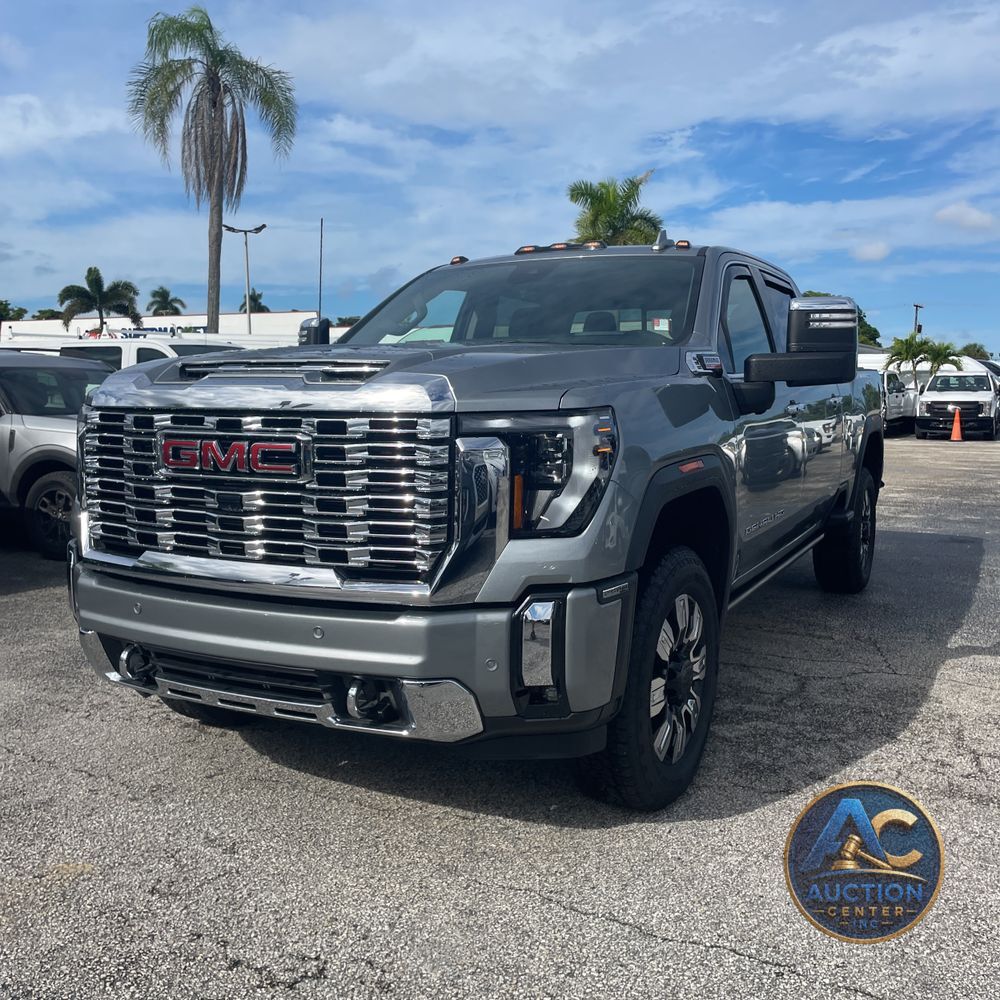 2024 GMC Sierra 2500HD Denali