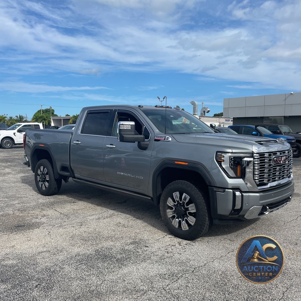 2024 GMC Sierra 2500HD Denali