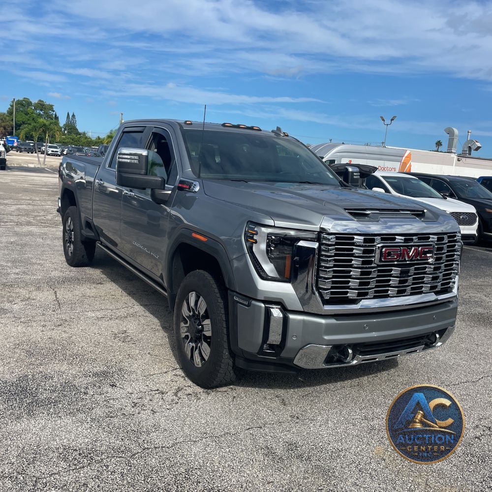 2024 GMC Sierra 2500HD Denali