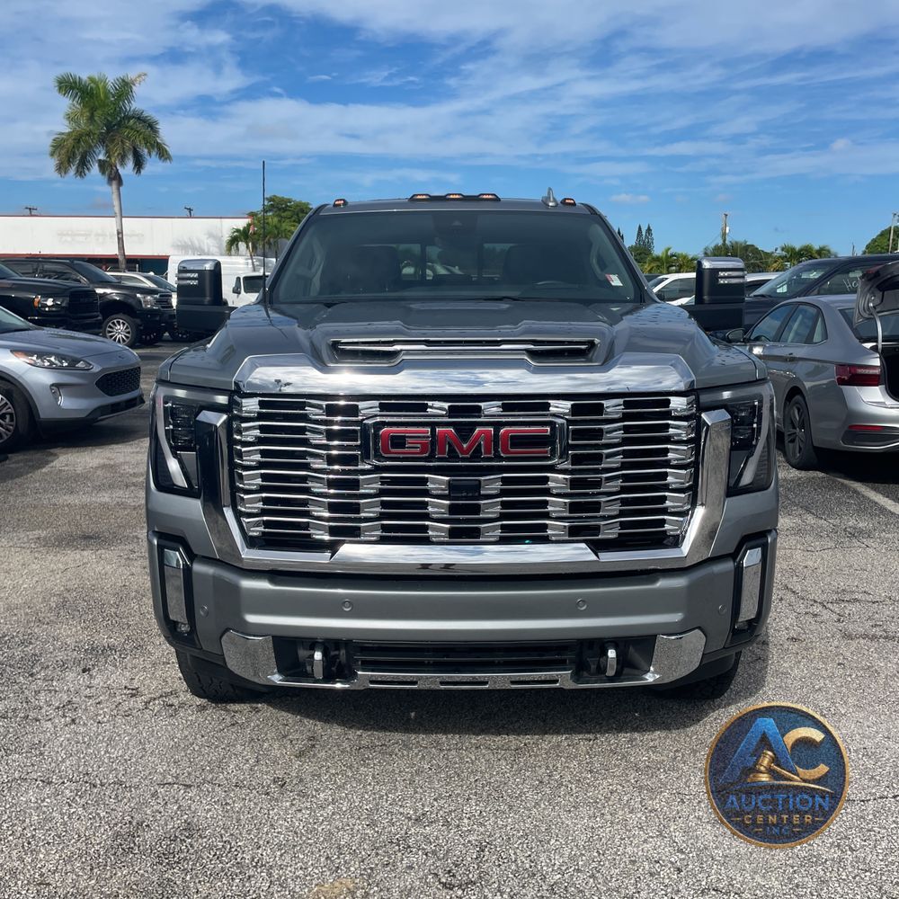 2024 GMC Sierra 2500HD Denali