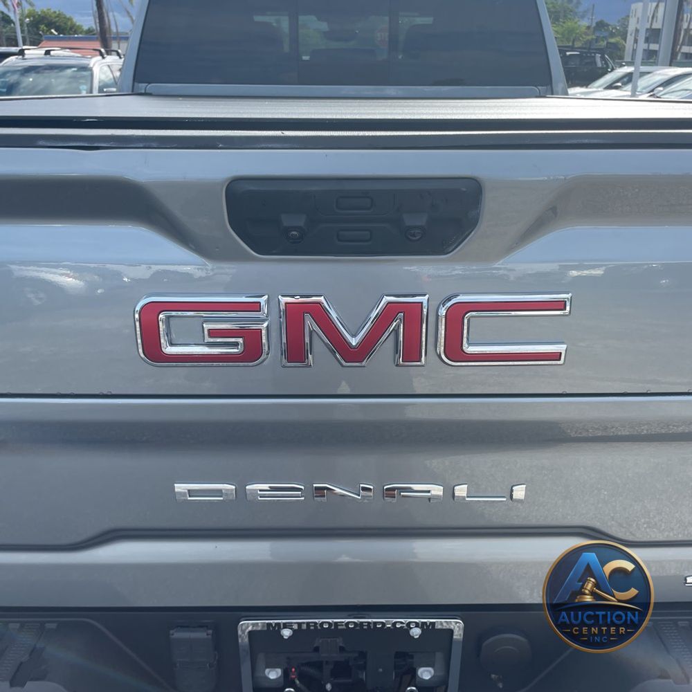 2024 GMC Sierra 2500HD Denali